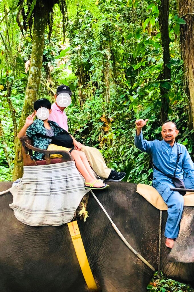 調教師さんと３ショット